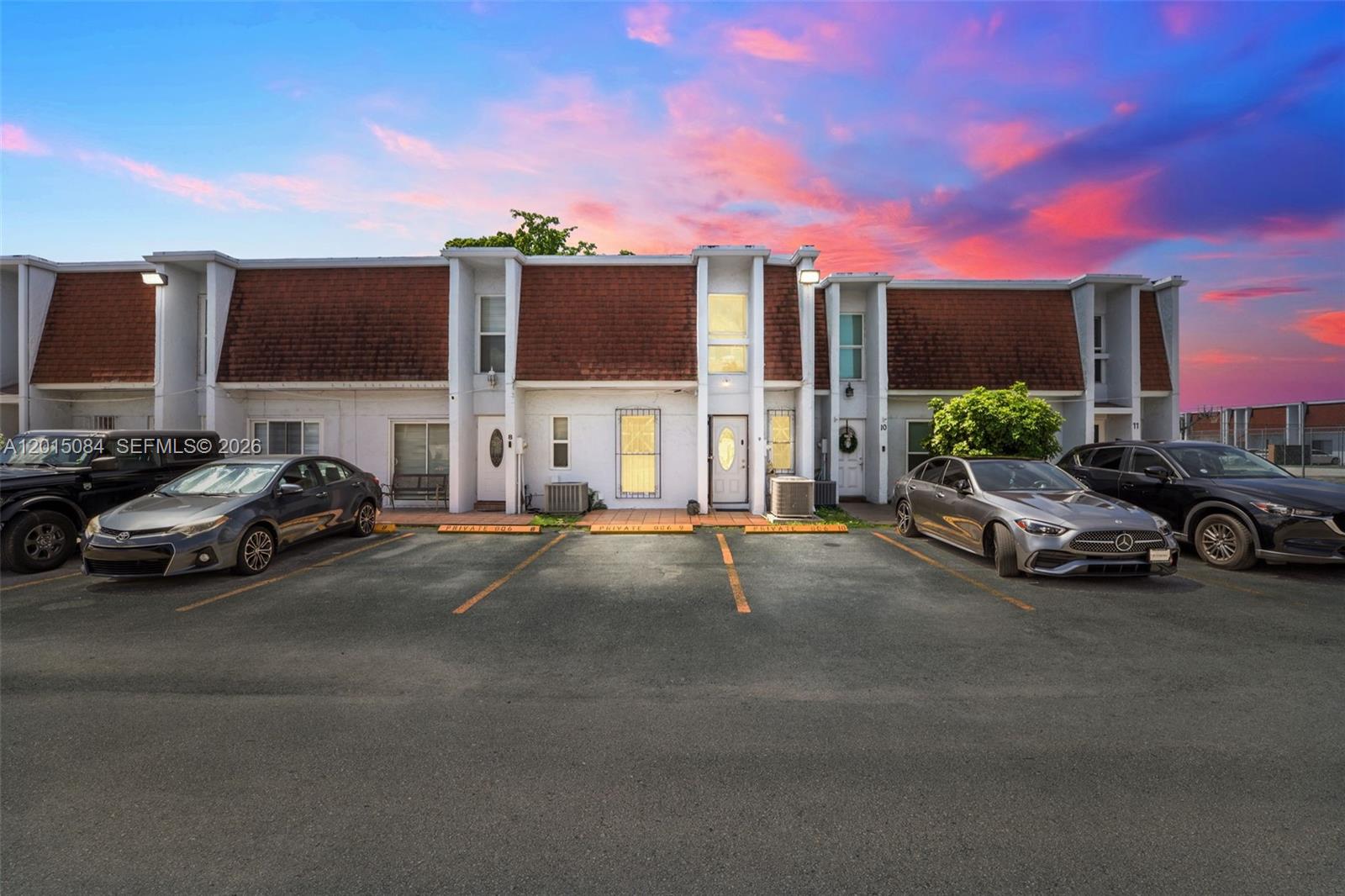 Laguna Condo