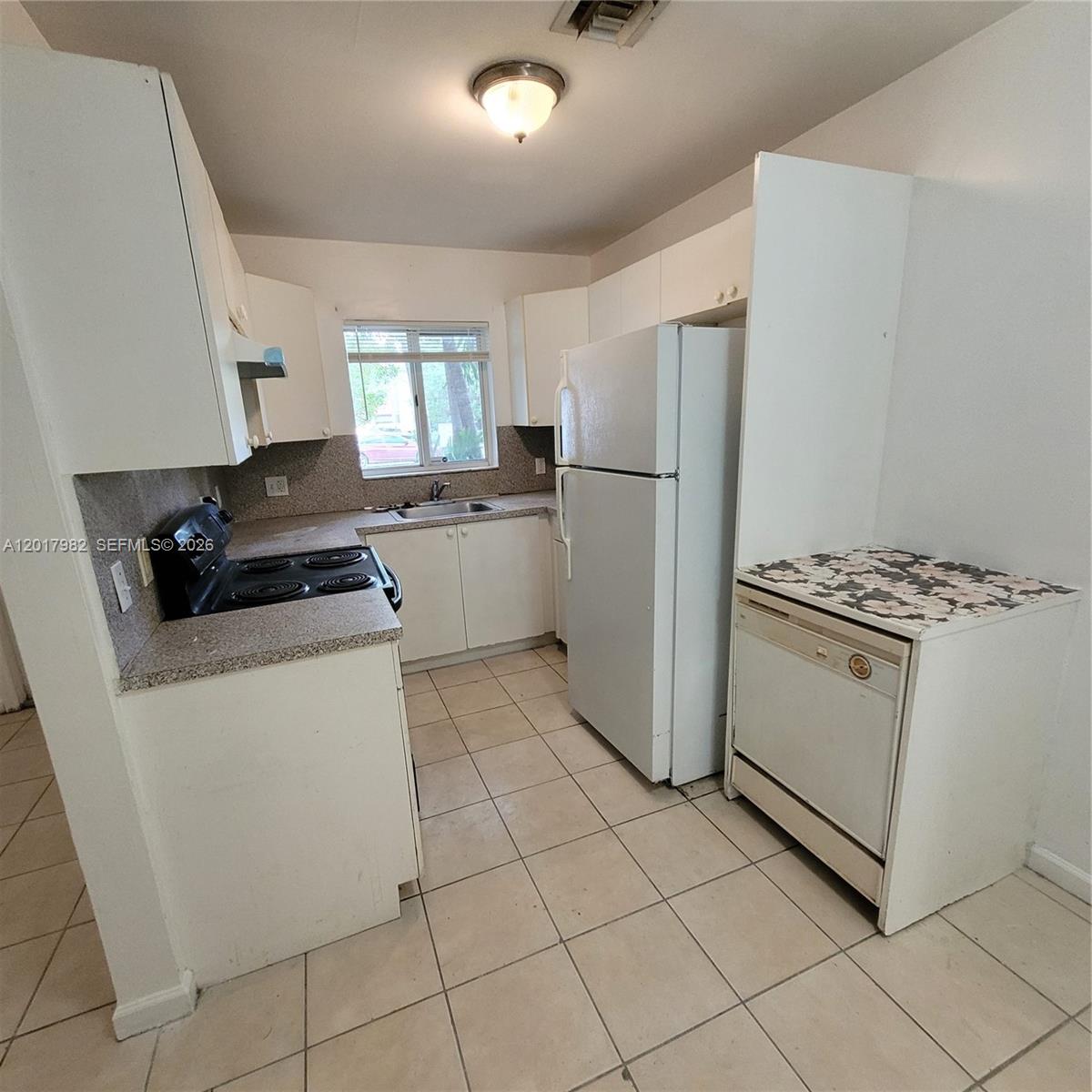 Property photo # 7