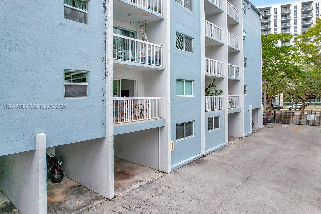 Groves Edge Condo