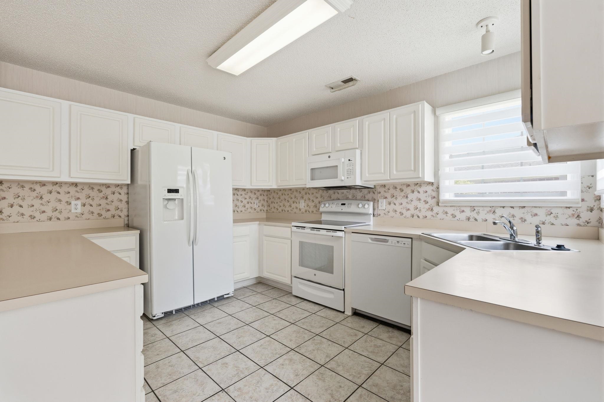 2612496 | Photo 16