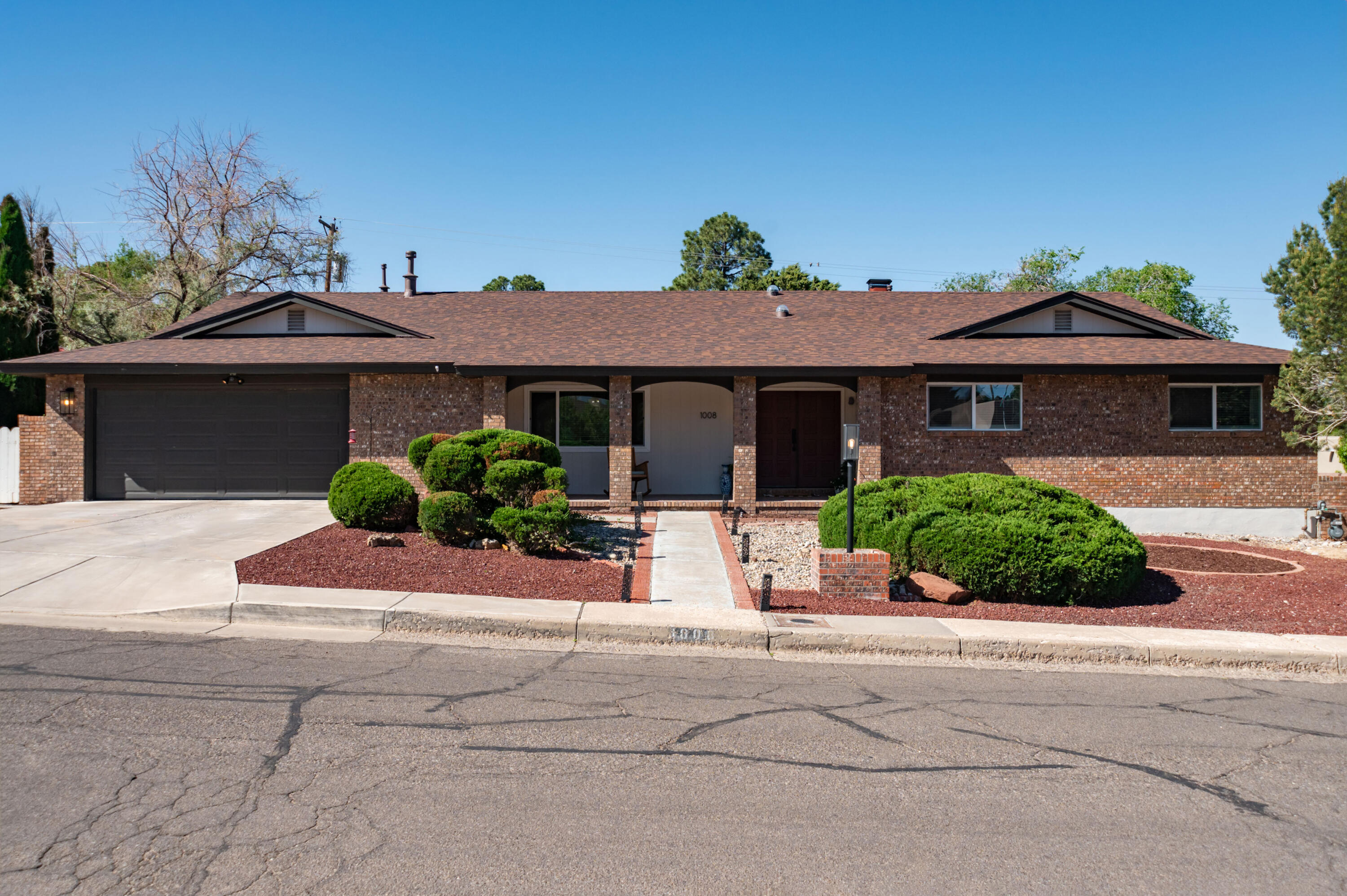 1008 Cuatro Cerros Trail SE Albuquerque, NM 87123