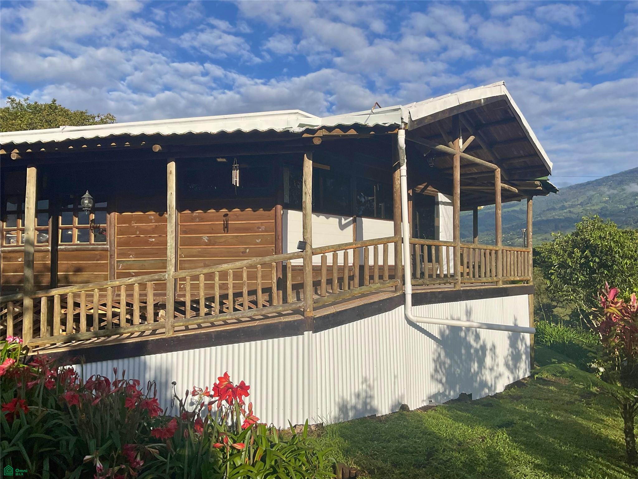 4 bed Single Family Homes For Sale in Santa Cruz, Cartago - 1