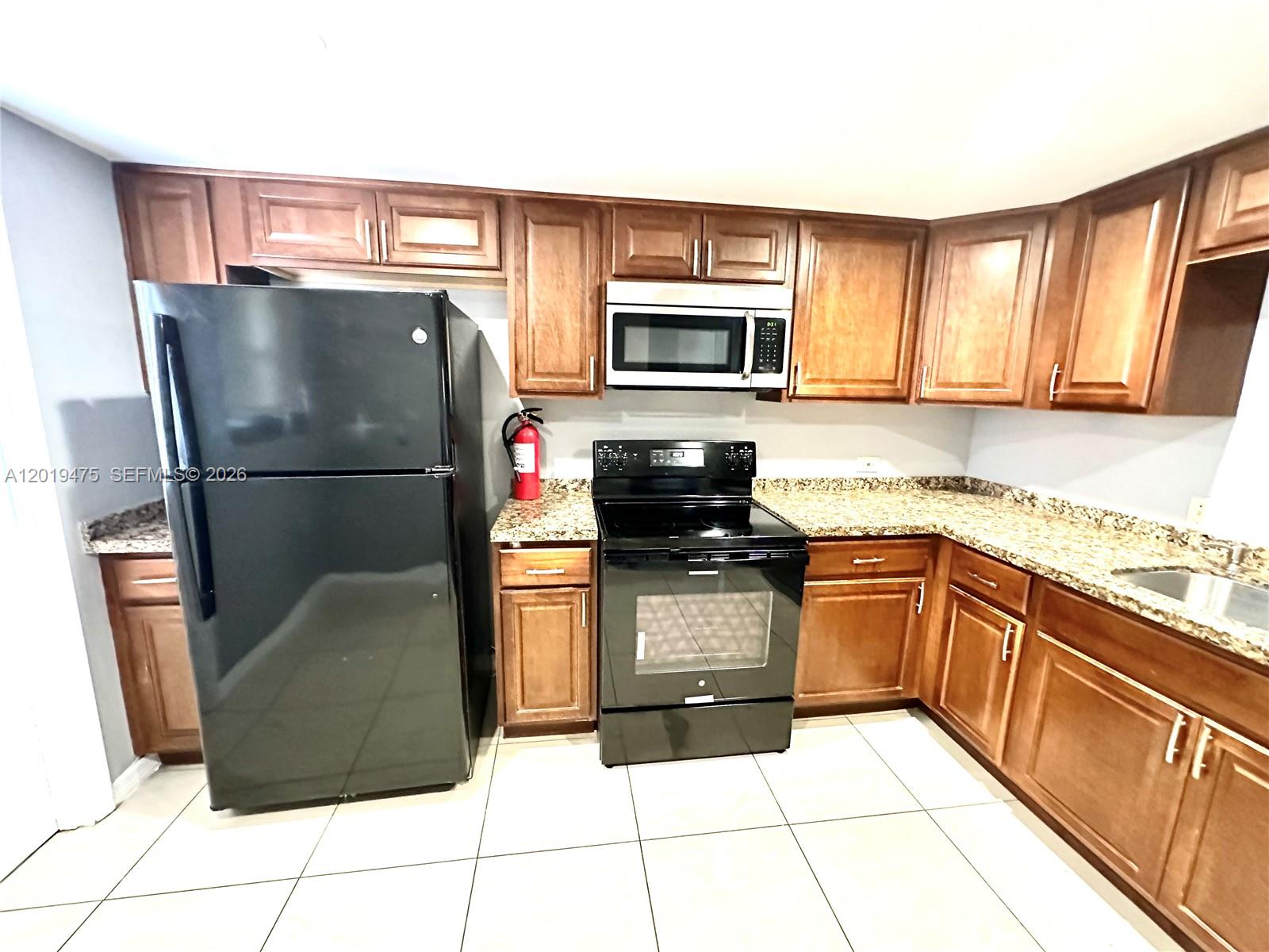 Property photo # 0