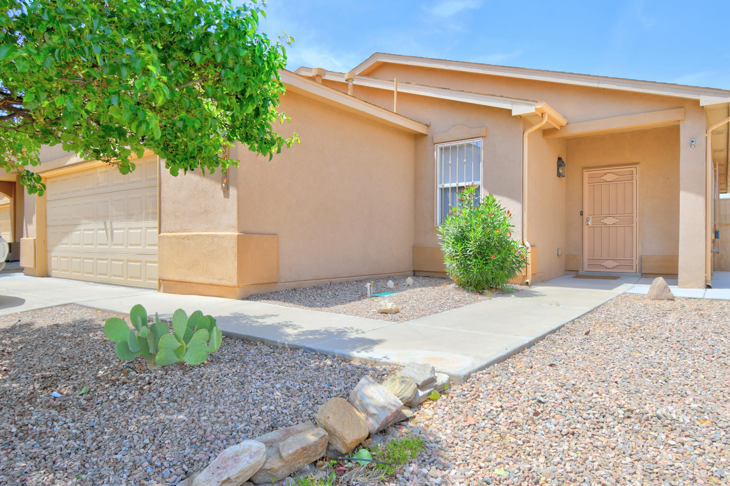 Photo 2 of Single family home for sale at 3105 W Meadow Dr Sw, Albuquerque, NM 87121 | MLS# 1103595 | Listing updated on 2026-10-23