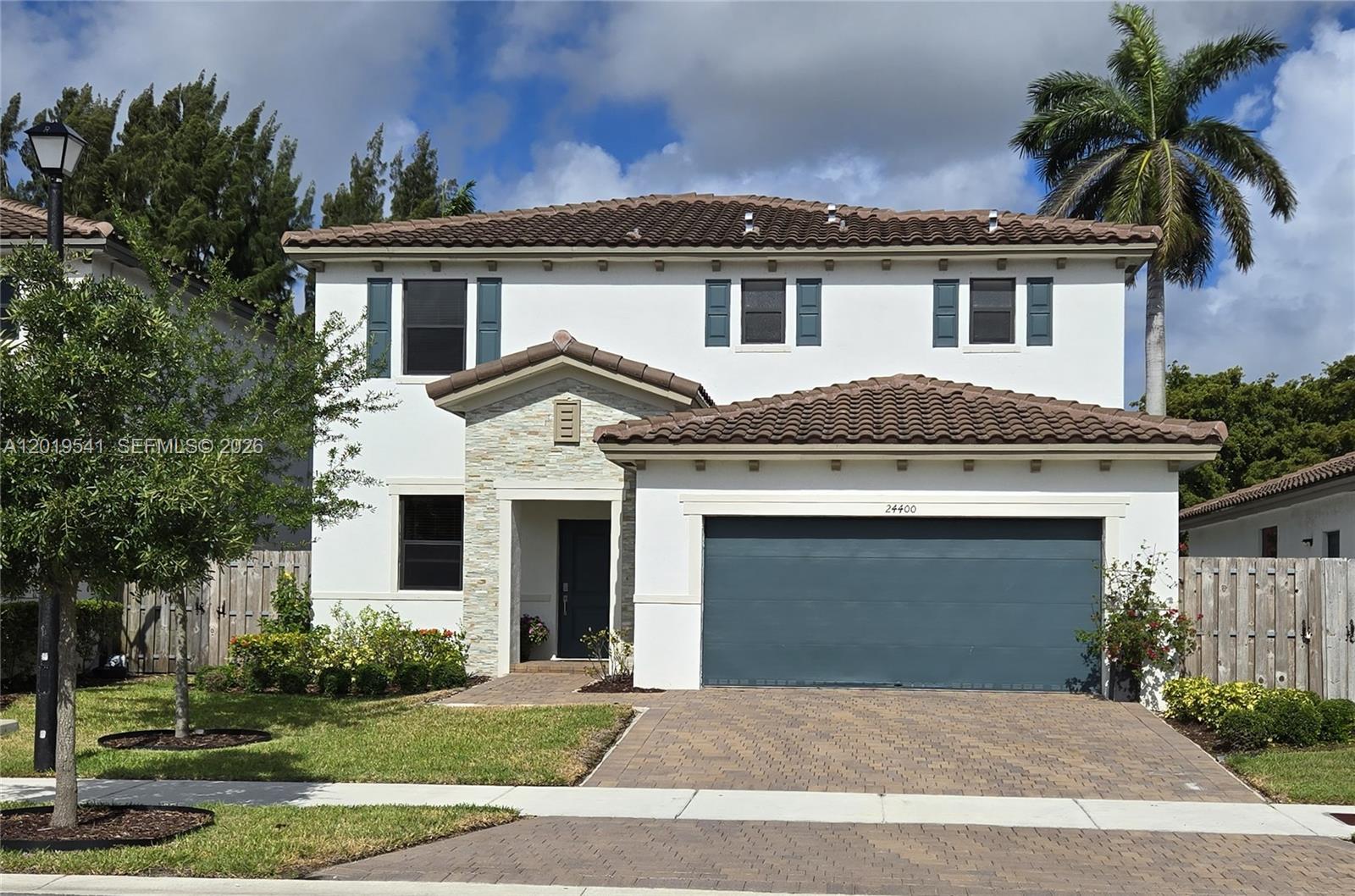 Estates At Silver Palm