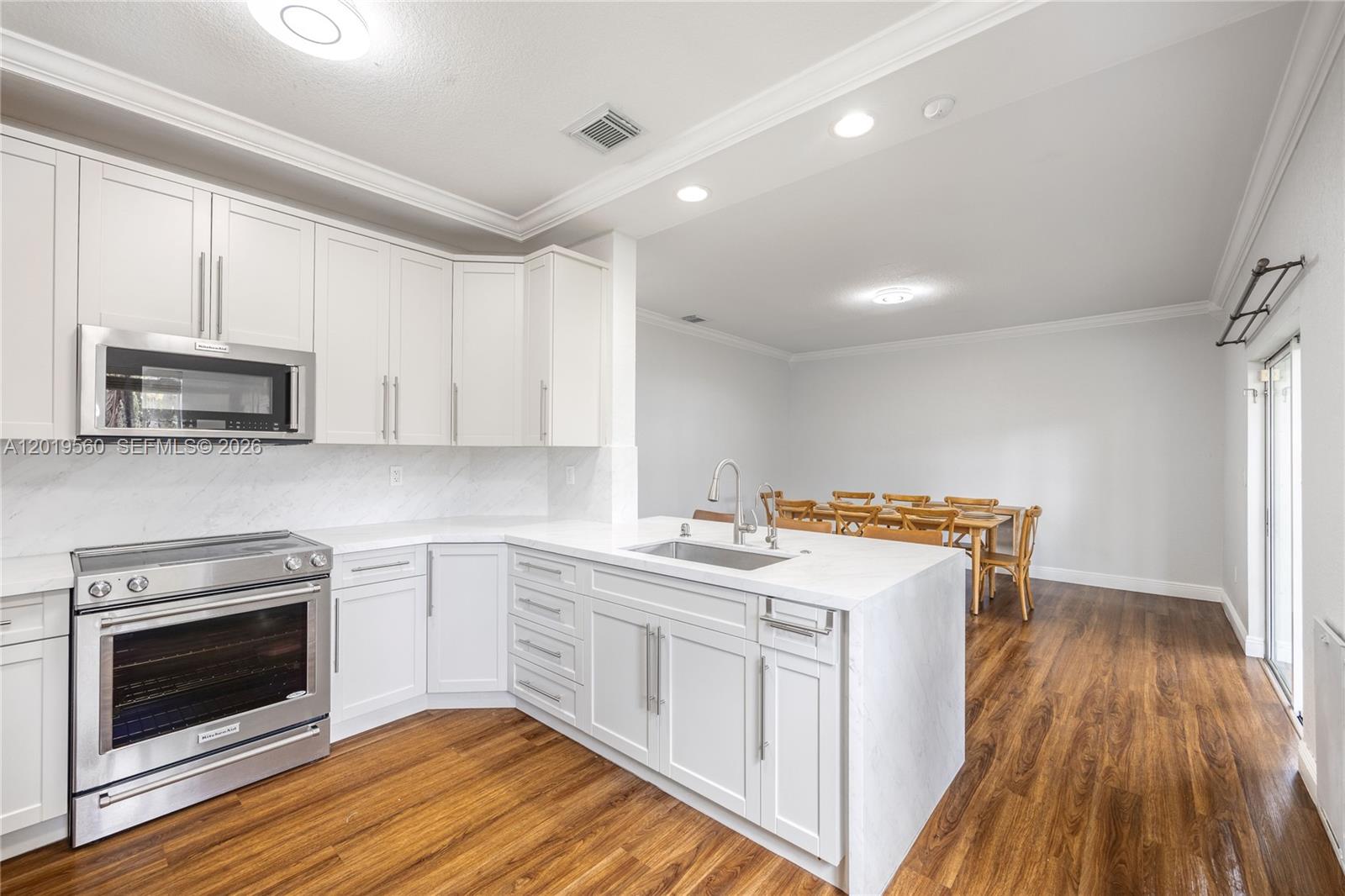 Property photo # 7