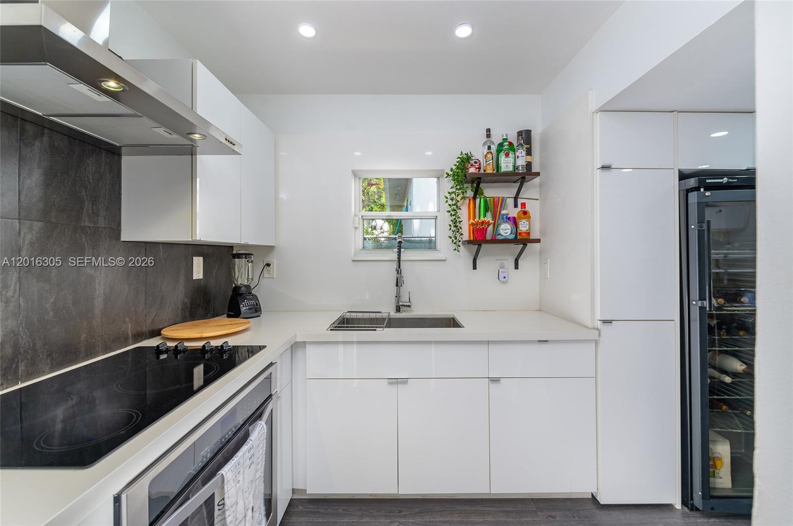 Property photo # 9