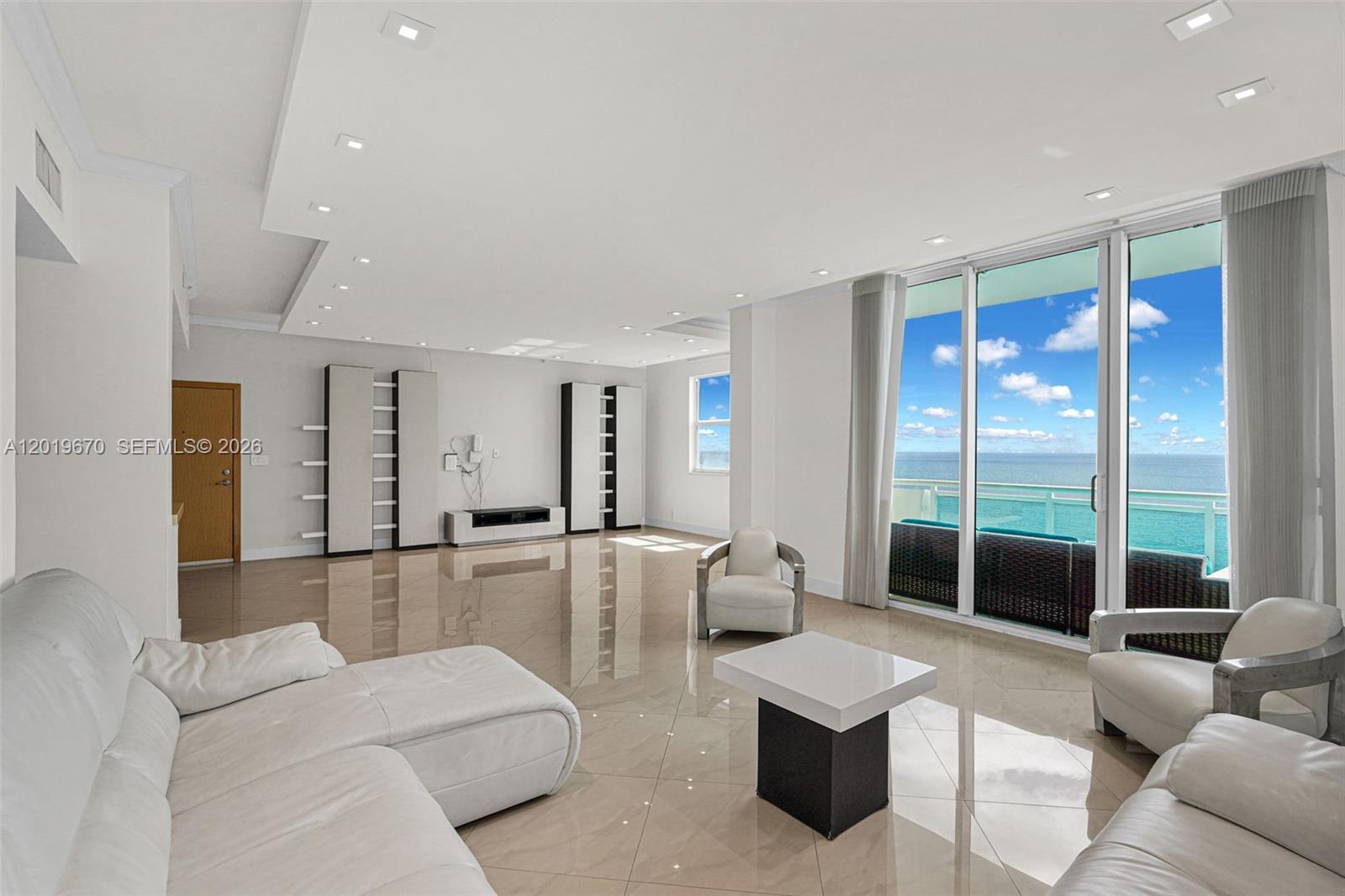Property photo # 0
