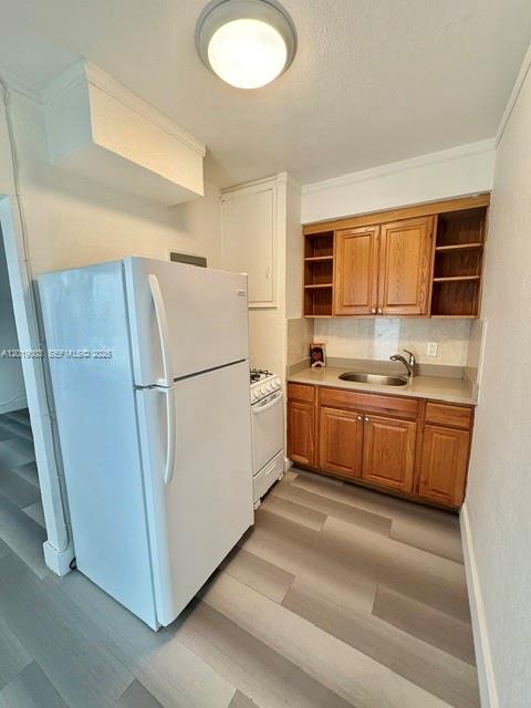 Property photo # 9