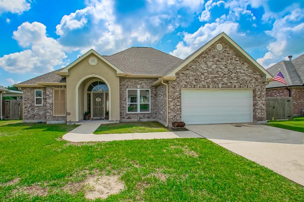Homes for sale in Luling, LA | 214 Hawthorn Dr, Luling, LA 70070 | MLS# 2558299