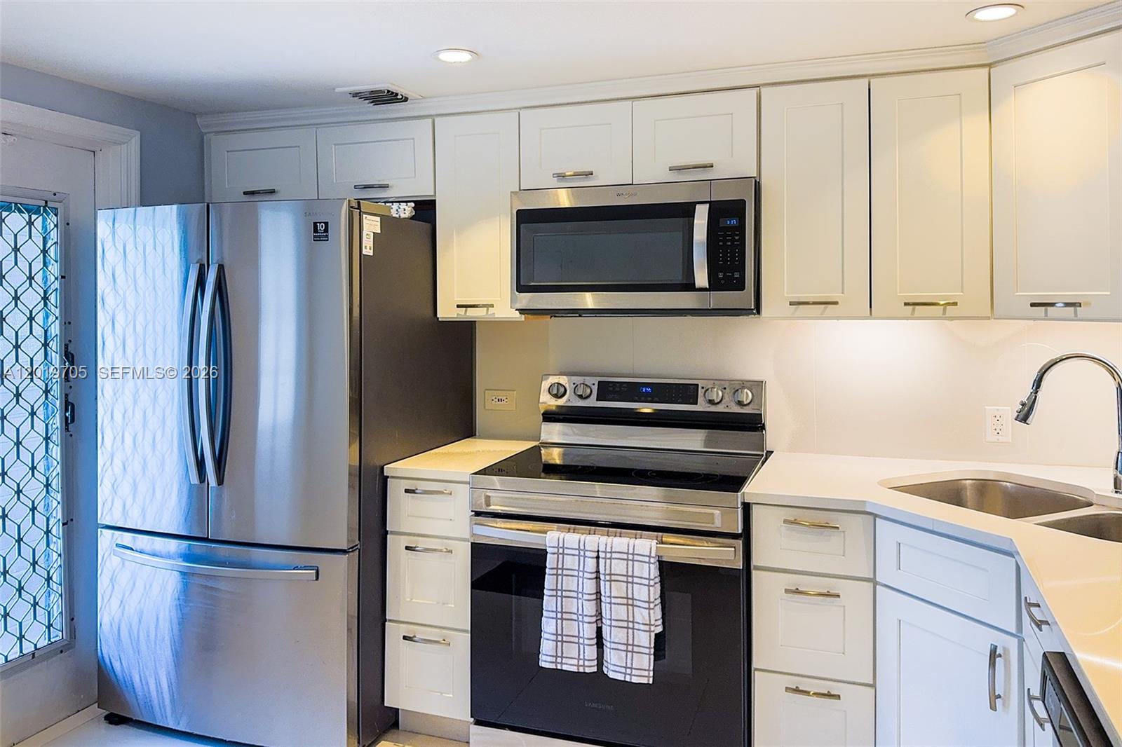 Property photo # 4