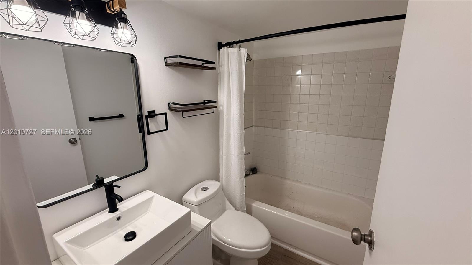Property photo # 7