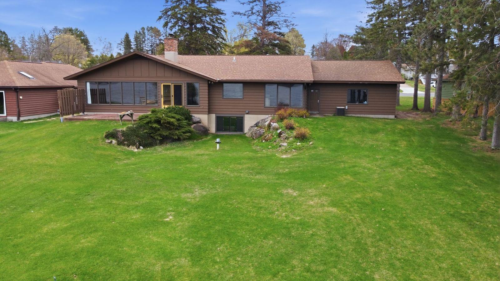 Boom Lake Property 725 Lake Shore Dr Photo 3