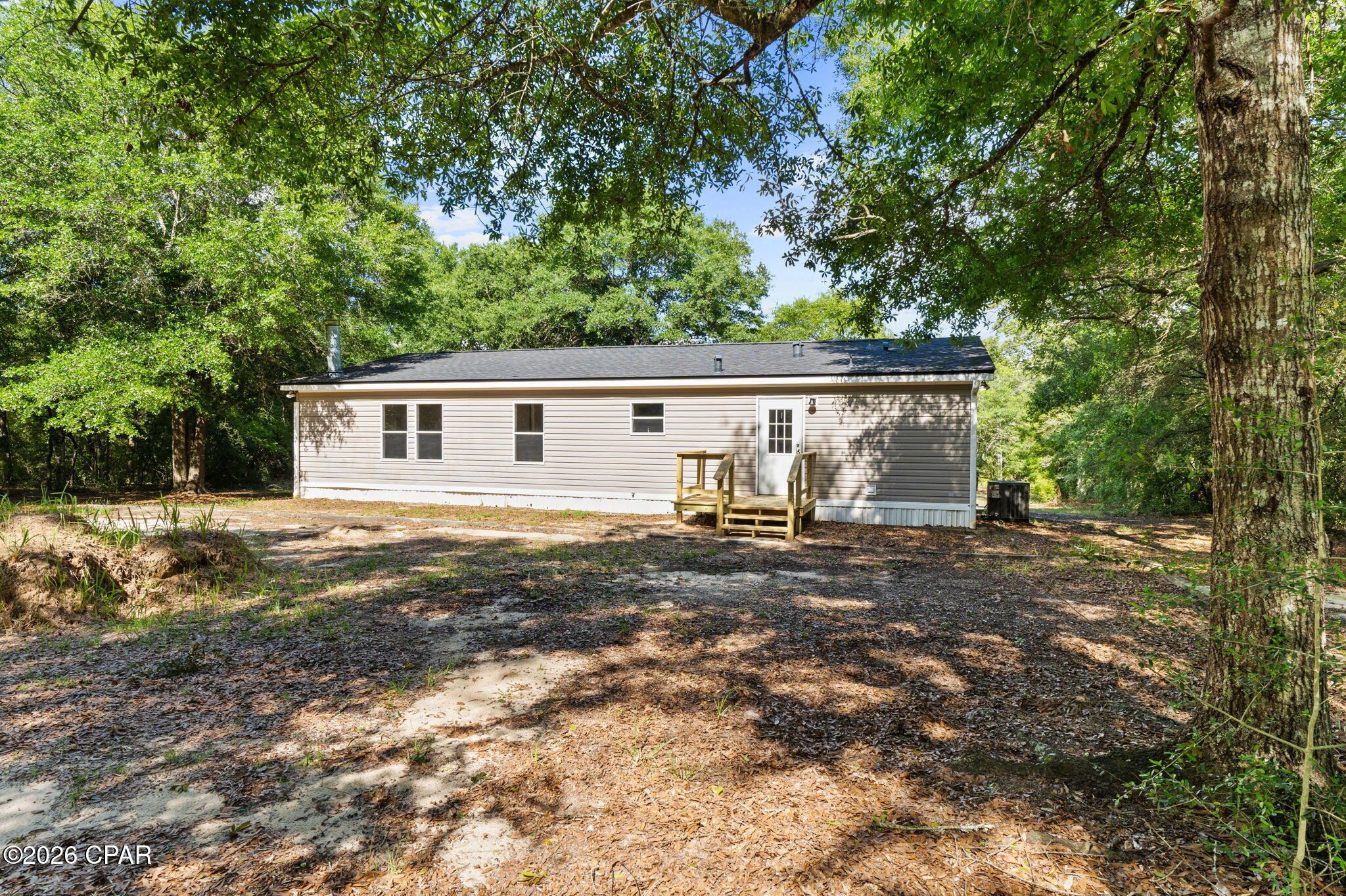 32nd image of 135 N Verdi Ln, Defuniak Springs, FL 32433 | MLS# 789906