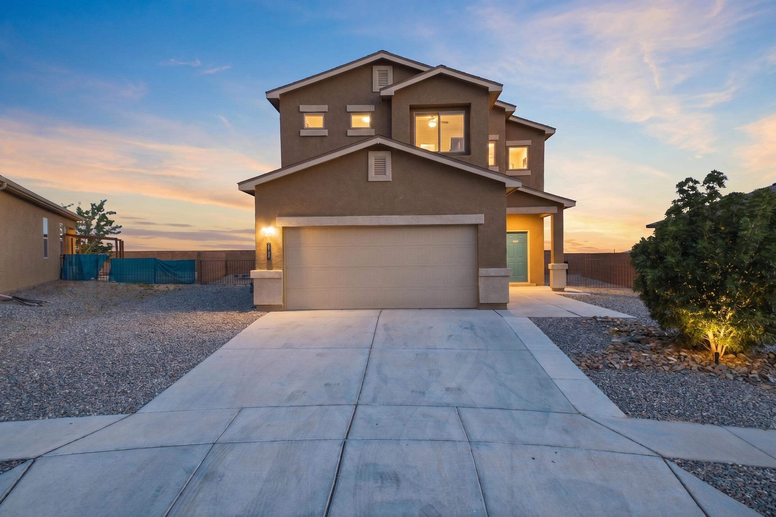 27 Hermanos Loop Los Lunas, NM 87031