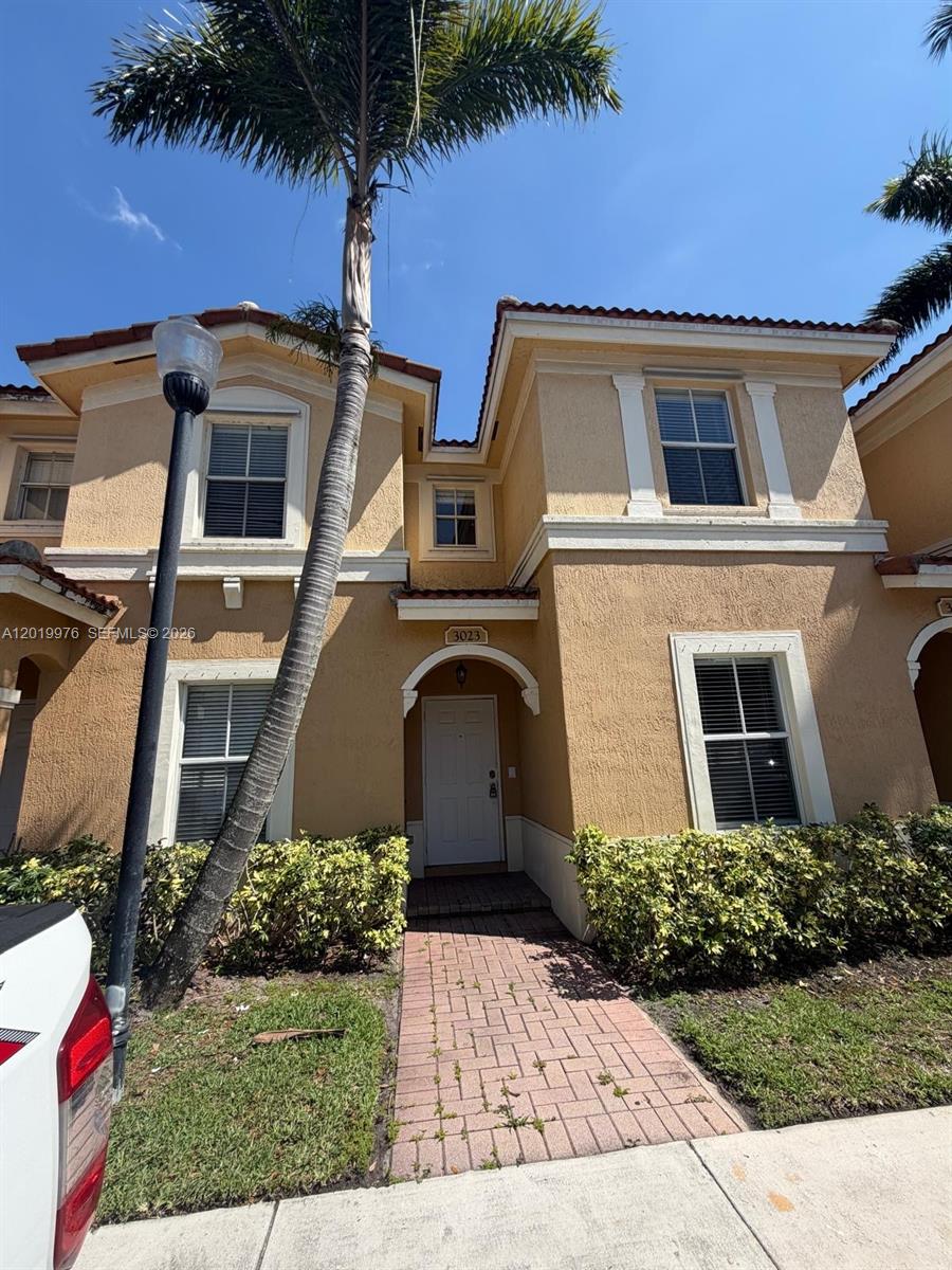 Property photo # 0