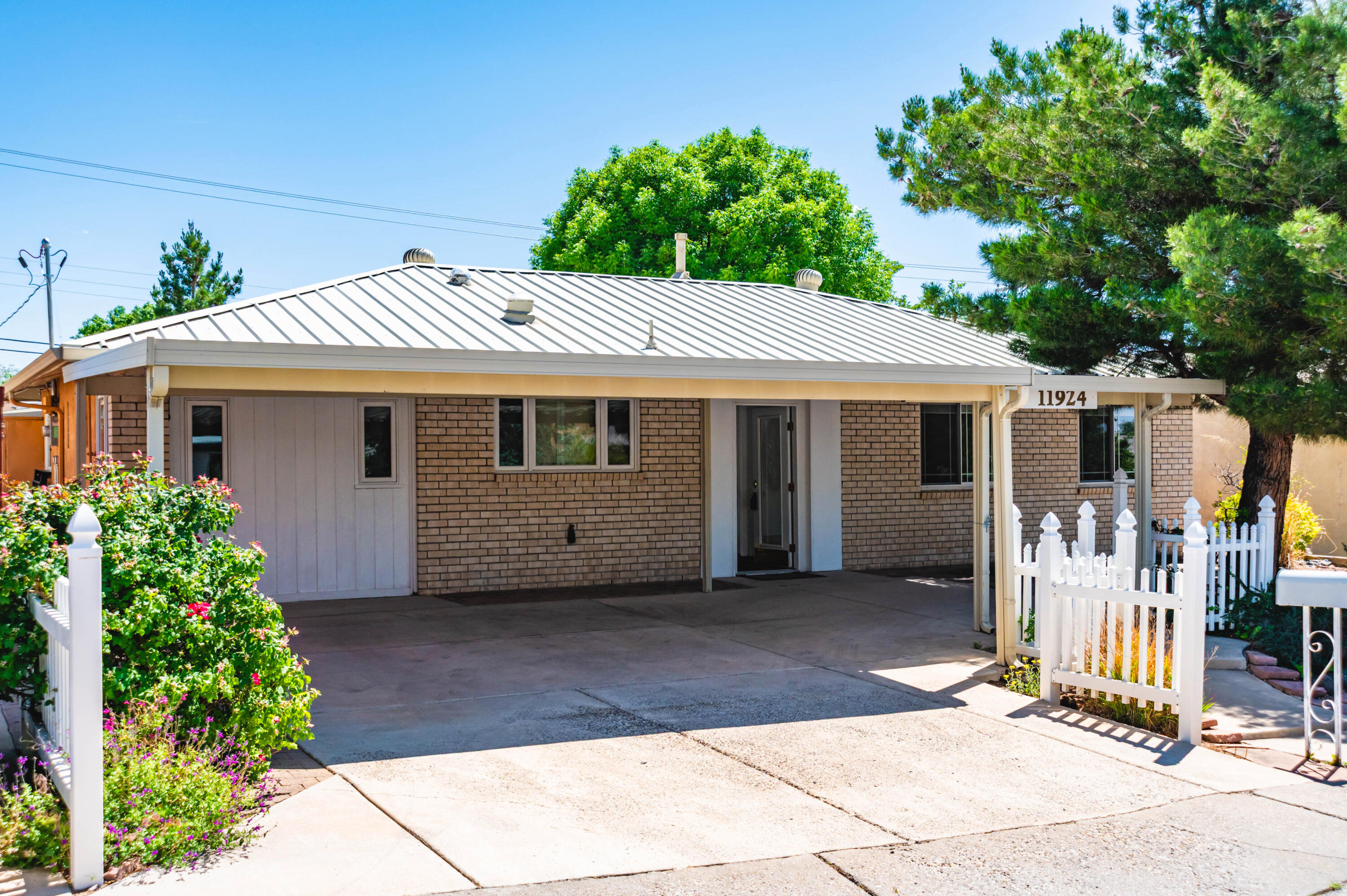 11924 Morrow Avenue NE Albuquerque, NM 87112