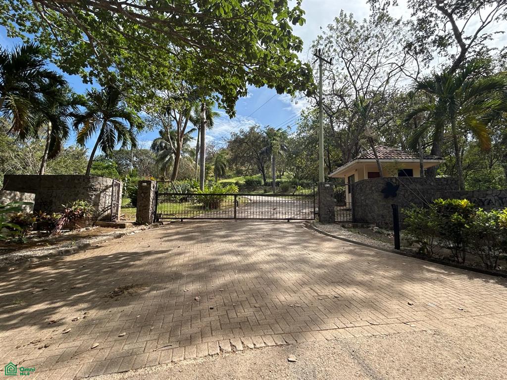  bed Land For Sale in Santa Cruz, Guanacaste - 1