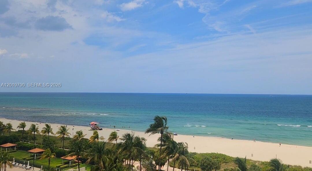 Club Atlantis Condo