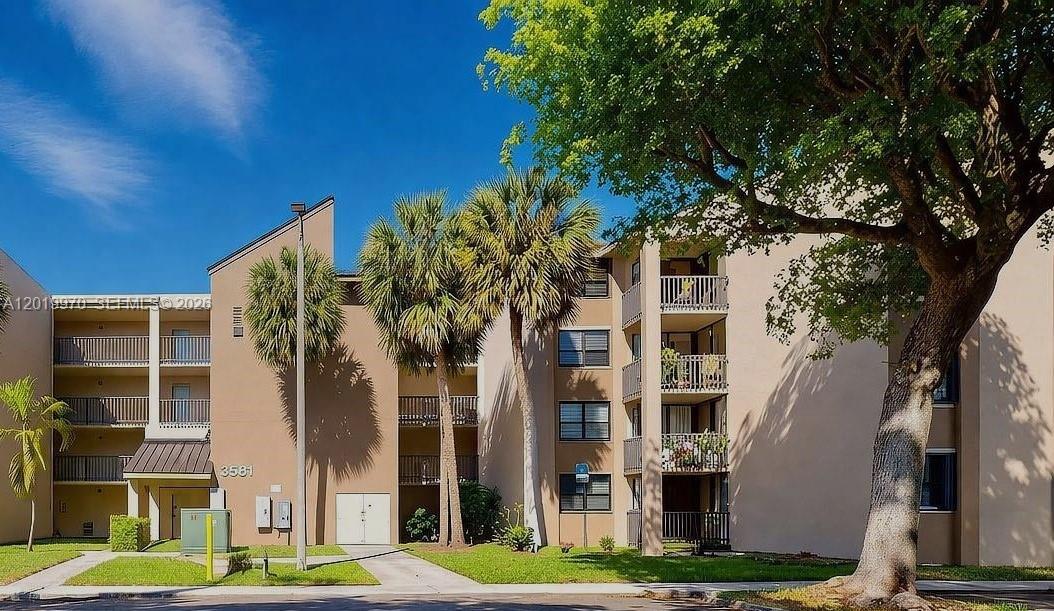 Westbird Village Condo