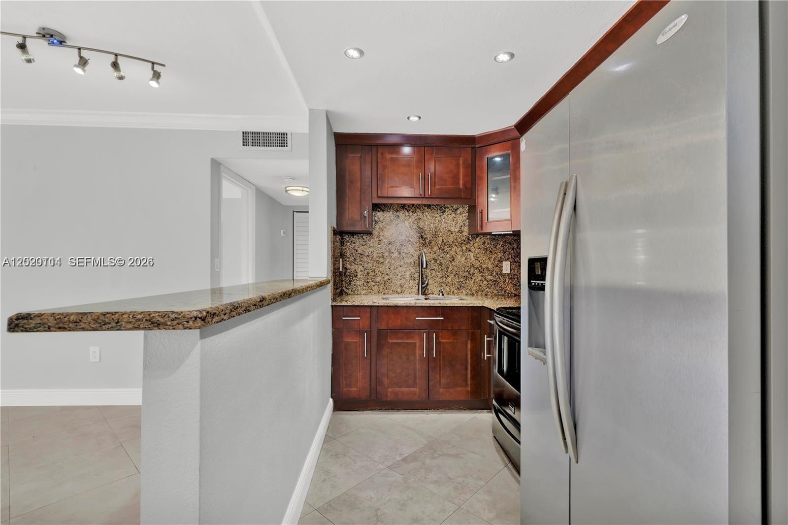 Property photo # 0