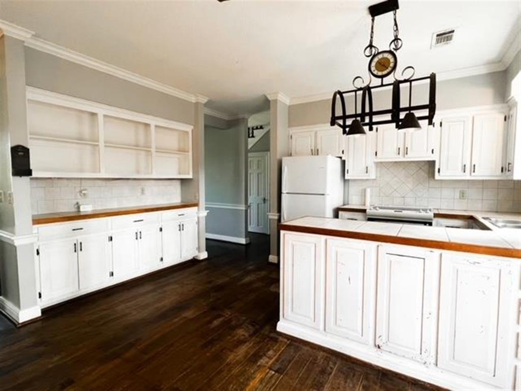 331 Santa Anna Dr Drive — photo 3