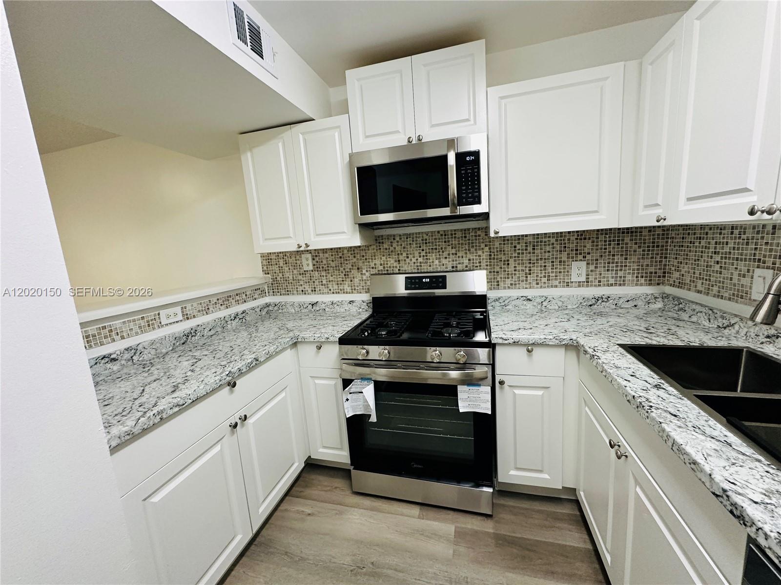 Property photo # 9