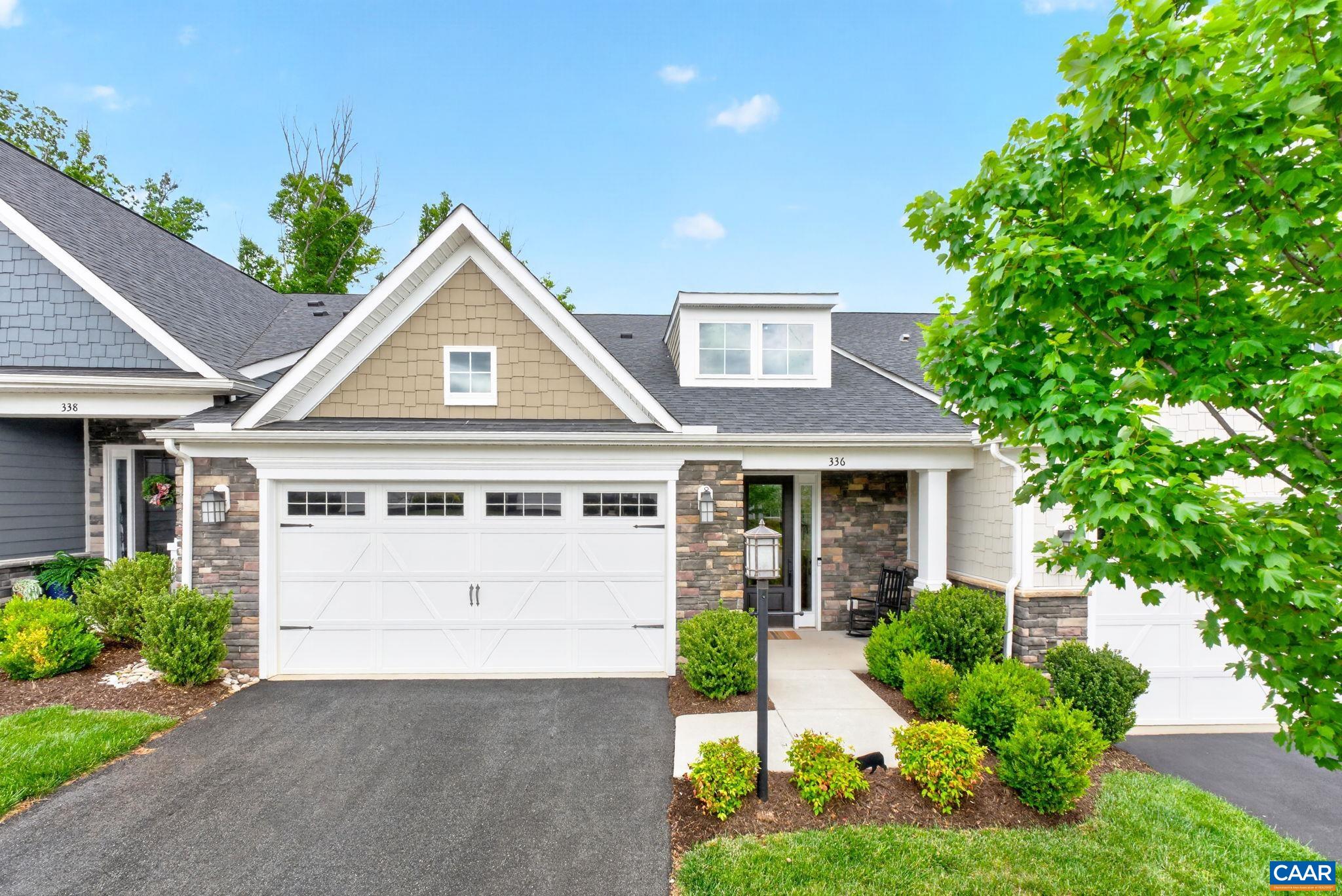 336 CLAIBOURNE RD, Crozet, VA 22932