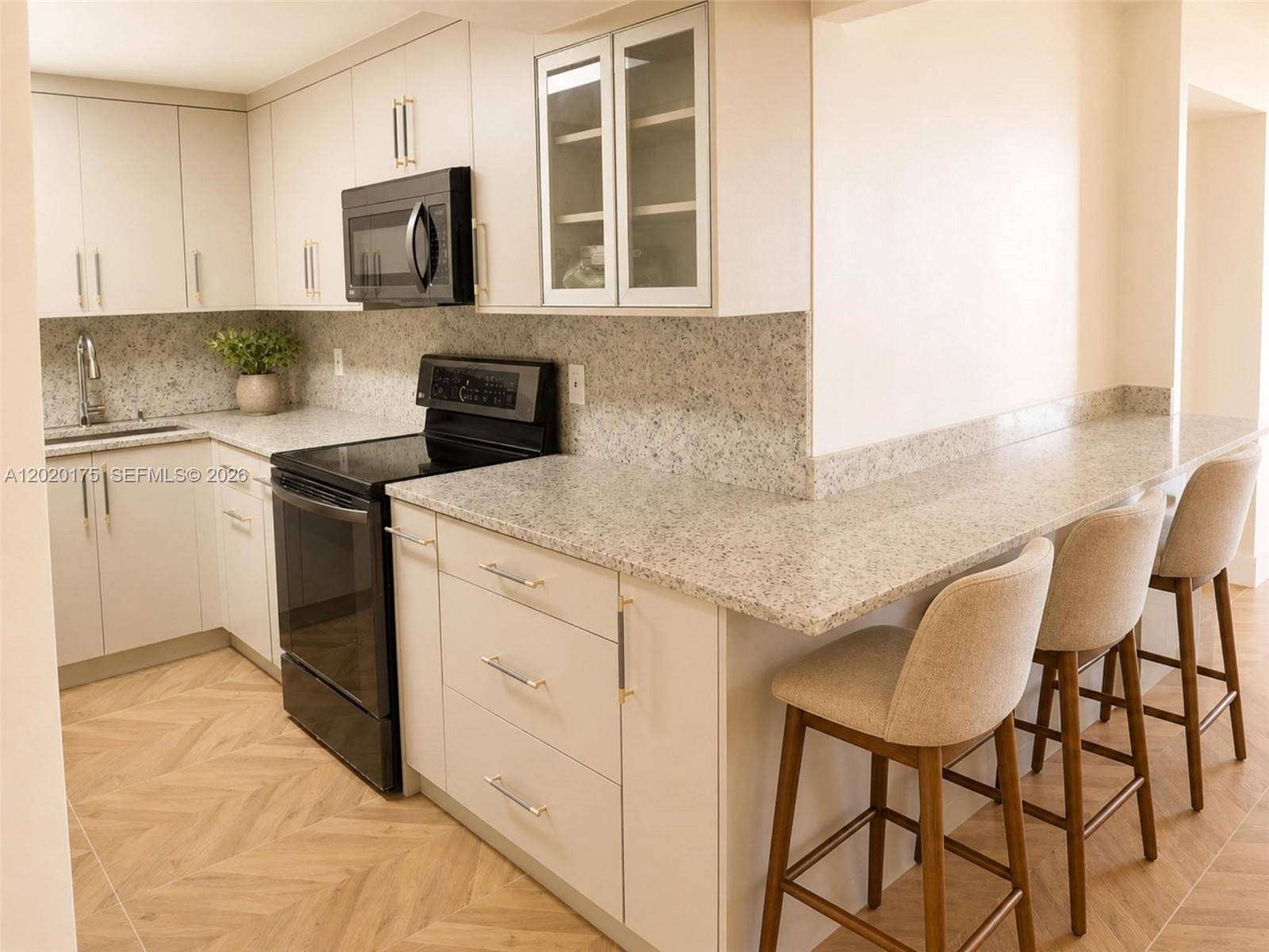 Property photo # 8