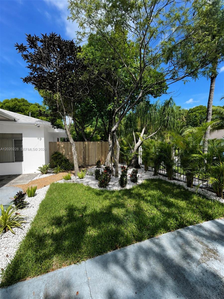 Property photo # 0