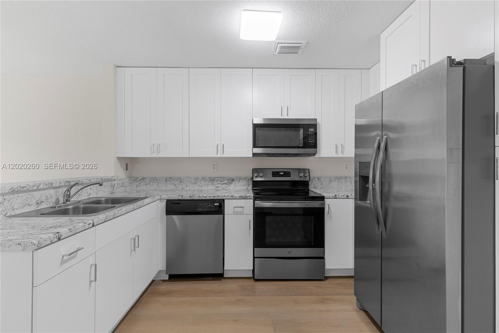 Property photo # 8