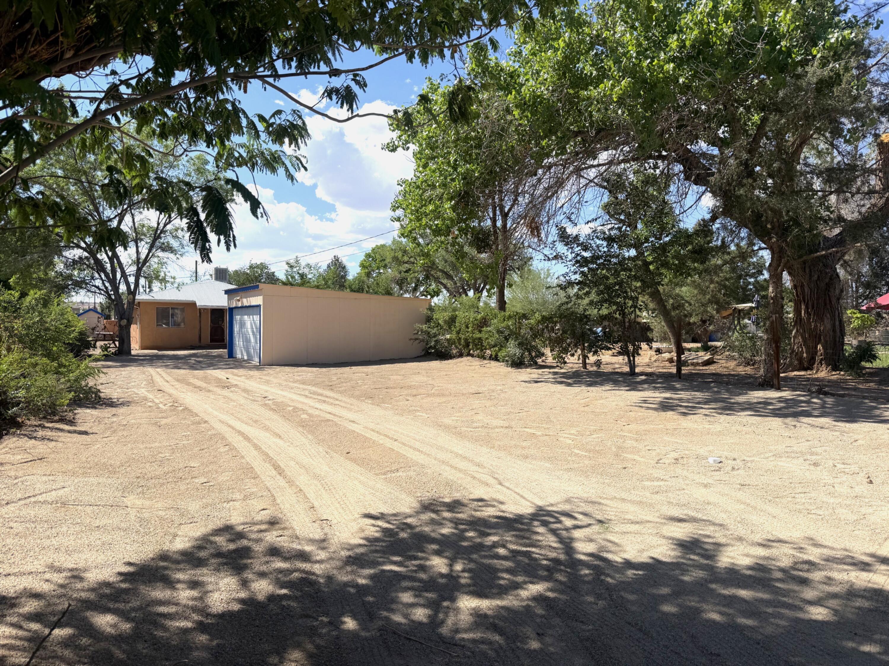 192 W Valverde Road, Corrales