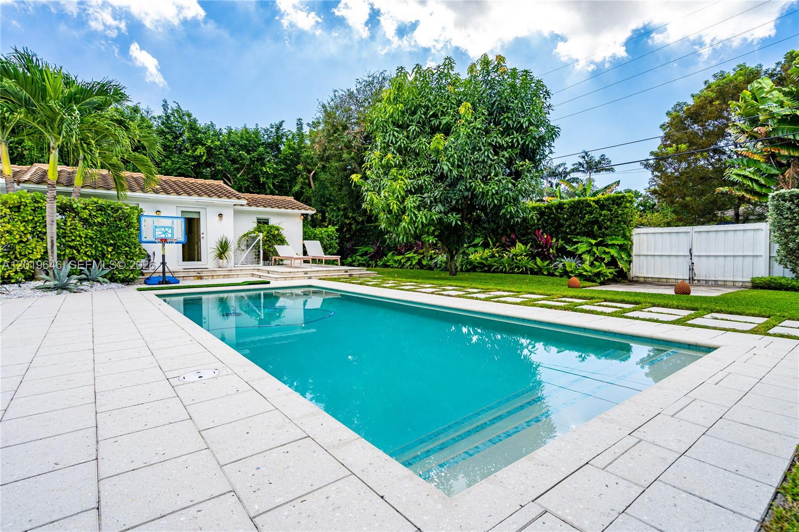 Property photo # 2