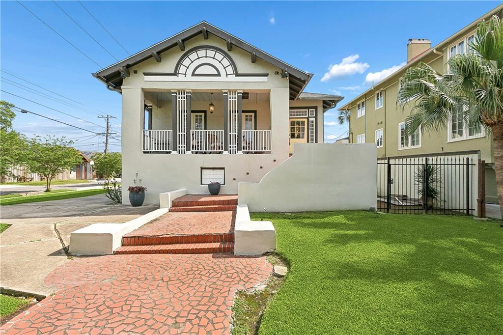Homes for sale in New Orleans, LA | 8333 Pritchard Pl, New Orleans, LA 70118 | MLS# 2558481