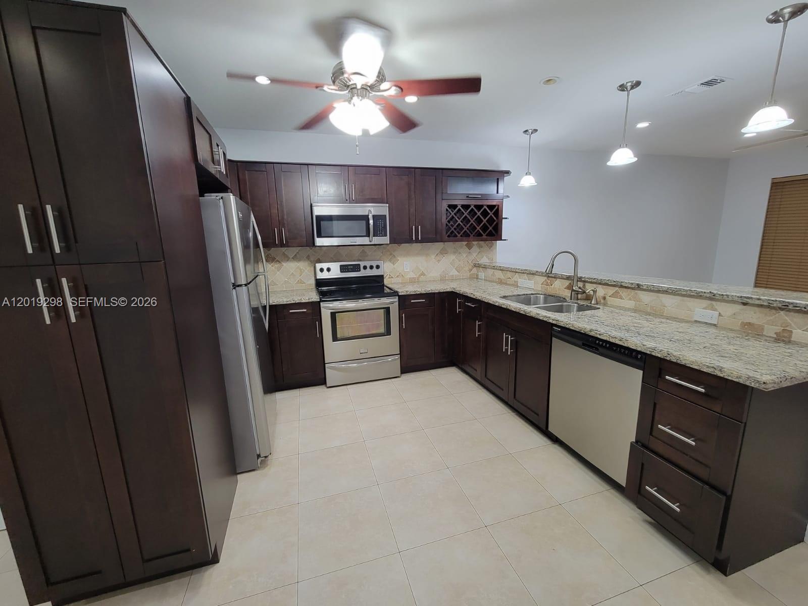 Property photo # 0