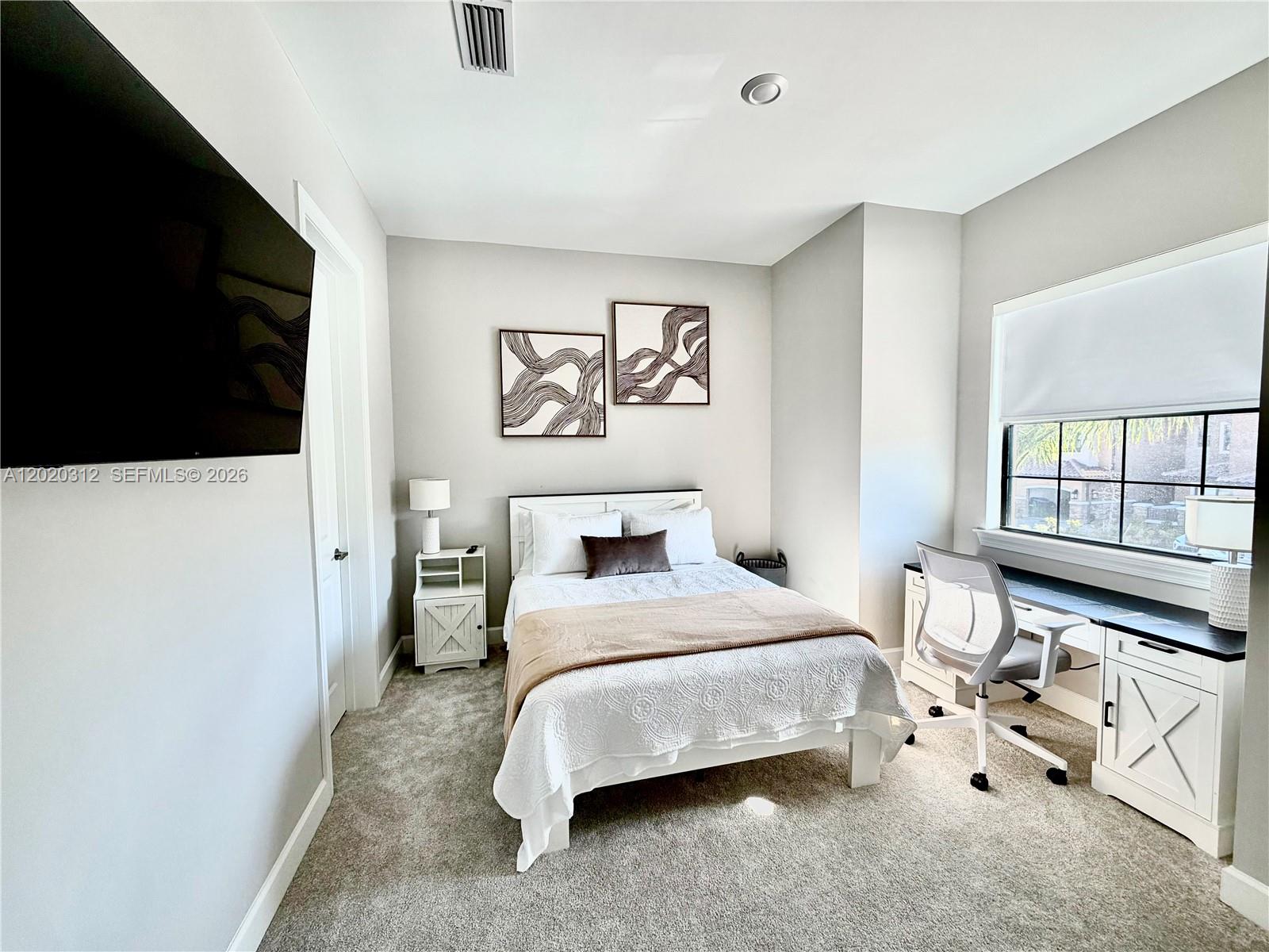 Property photo # 4