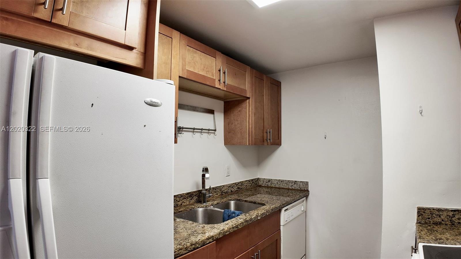 Property photo # 4