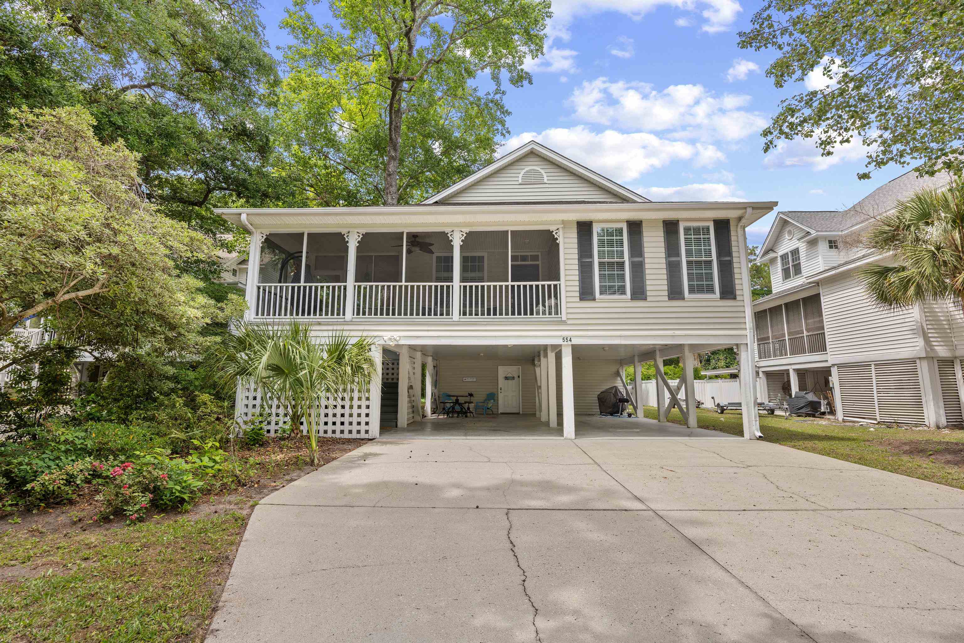 2612689