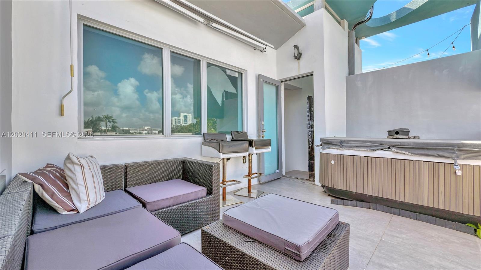 734 Michigan Condo
