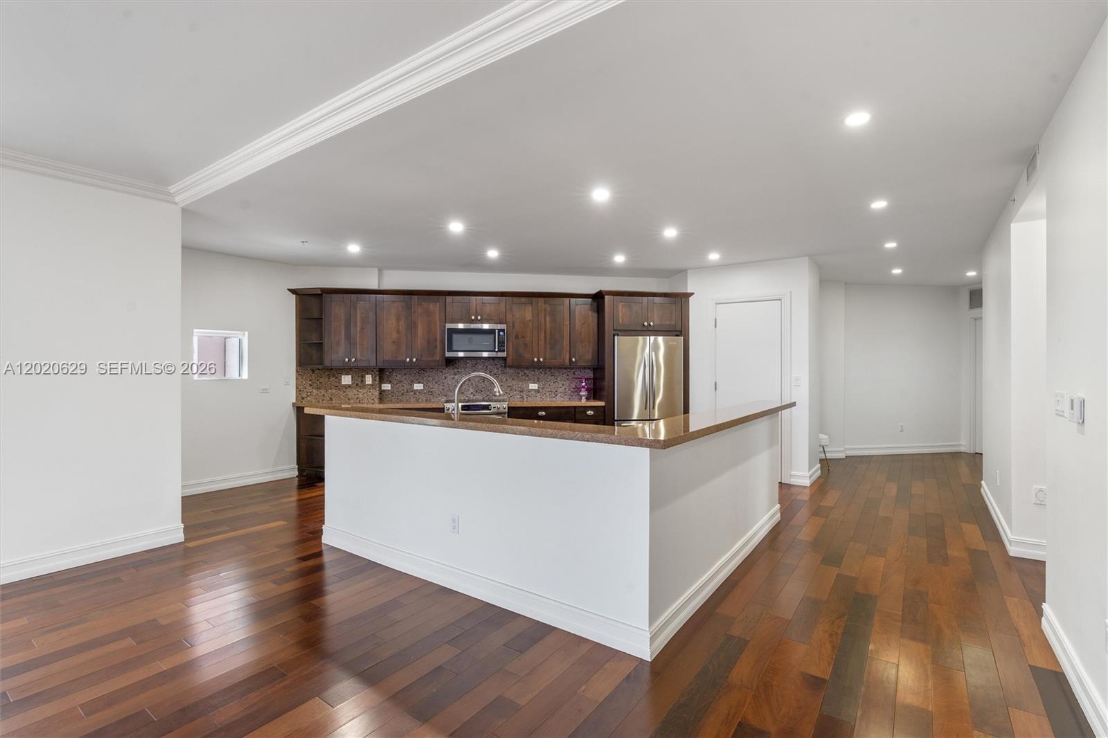Property photo # 7