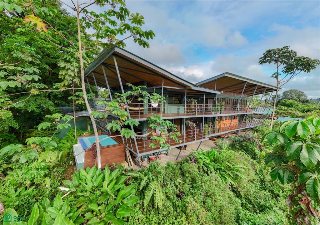  bed Commercial For Sale in Bahía Drake, Puntarenas - 1