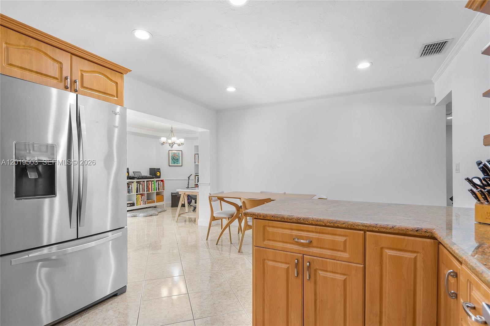 Property photo # 9