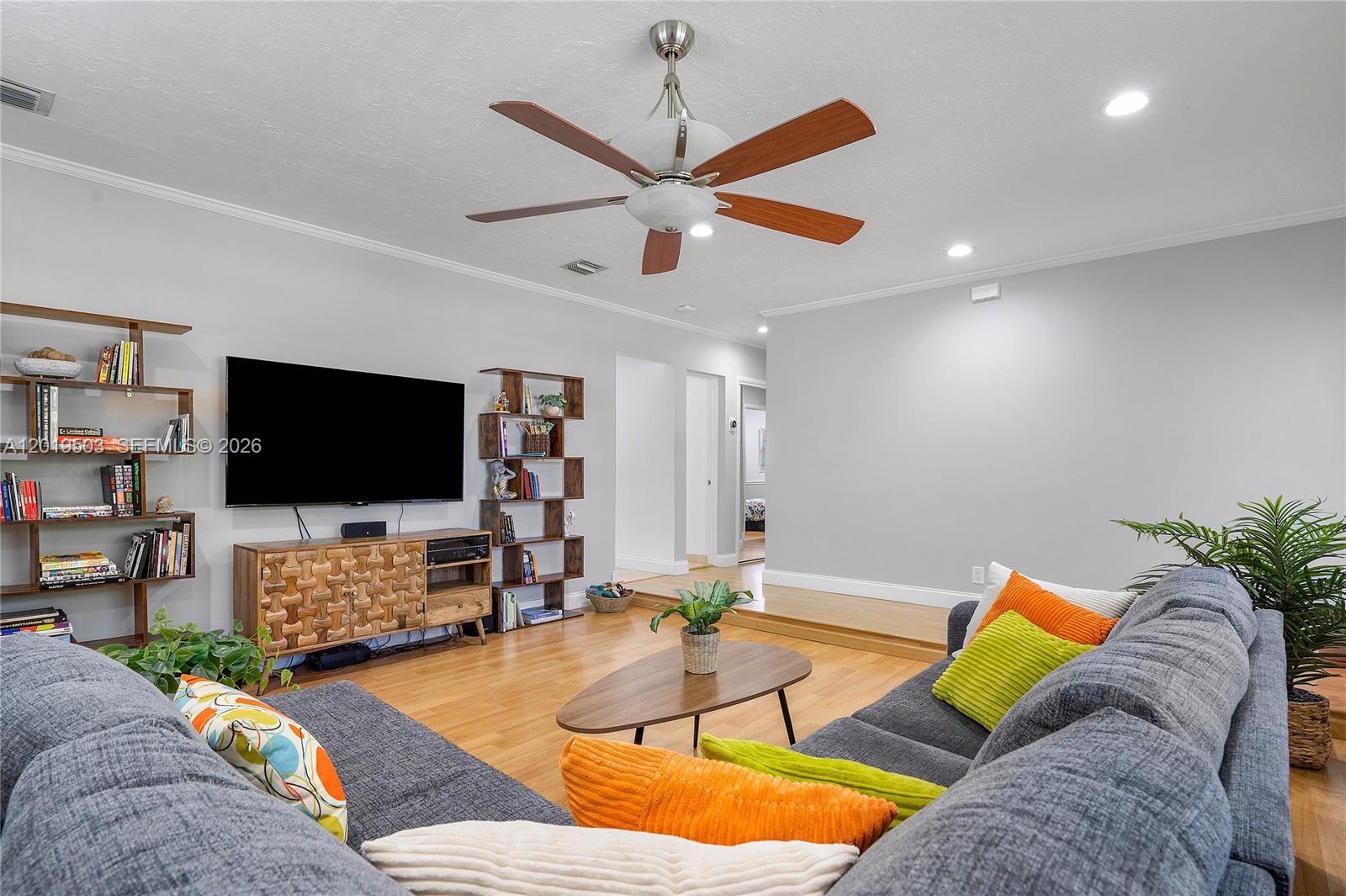 Property photo # 6