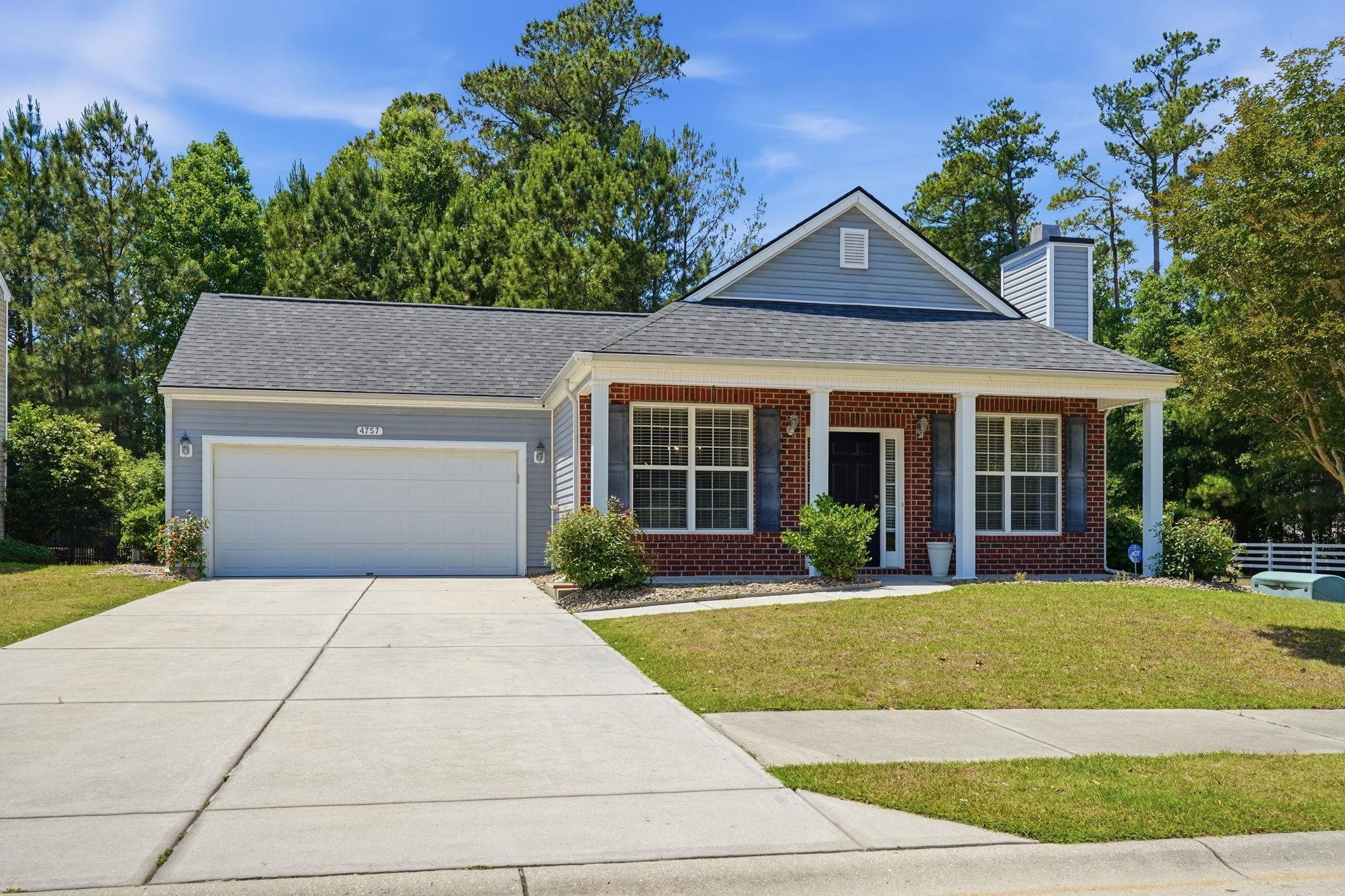 4757 Farm Lake Dr. Myrtle Beach, SC 29579