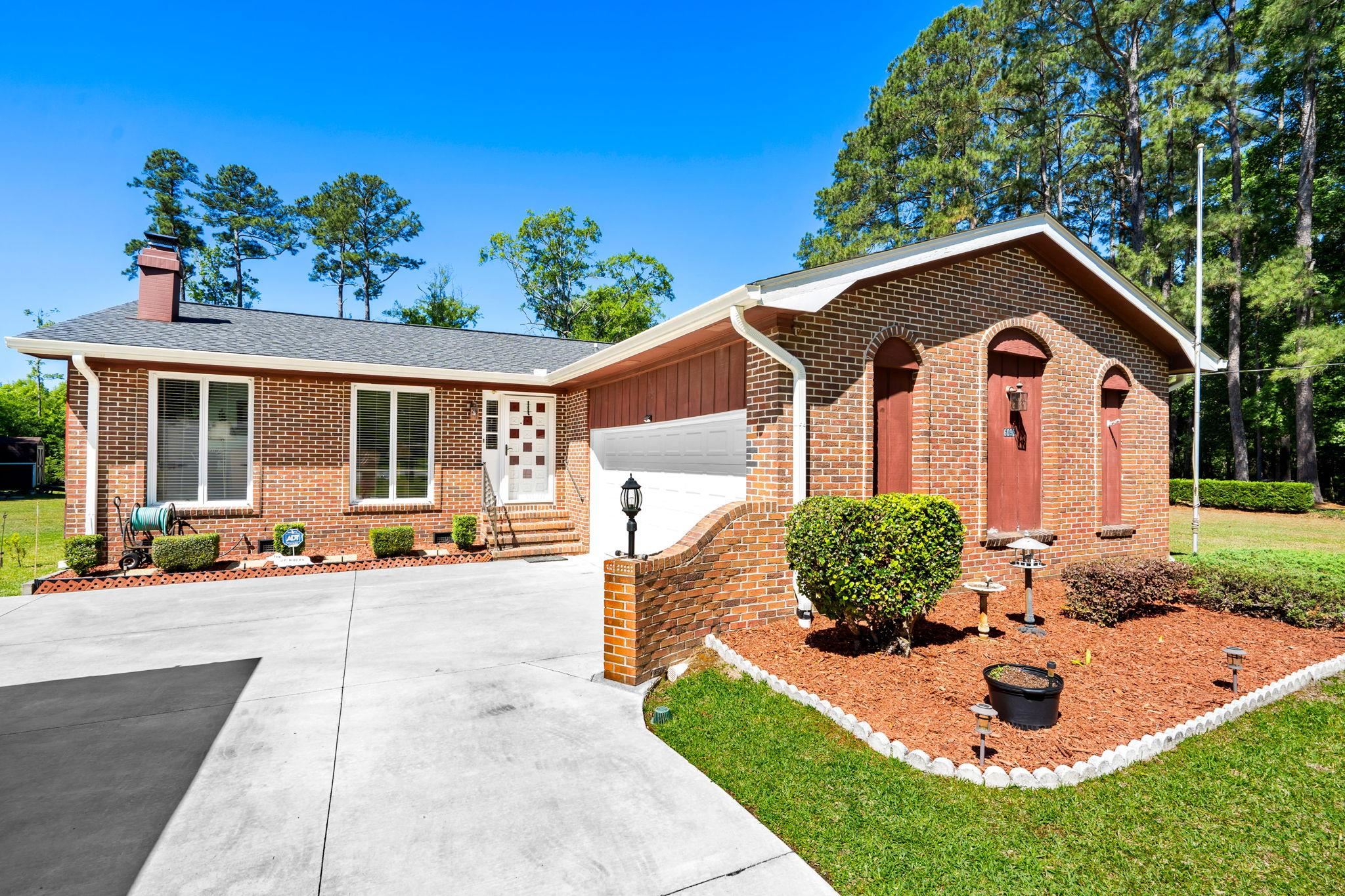 6095 Friendship Ln. Myrtle Beach, SC 29588