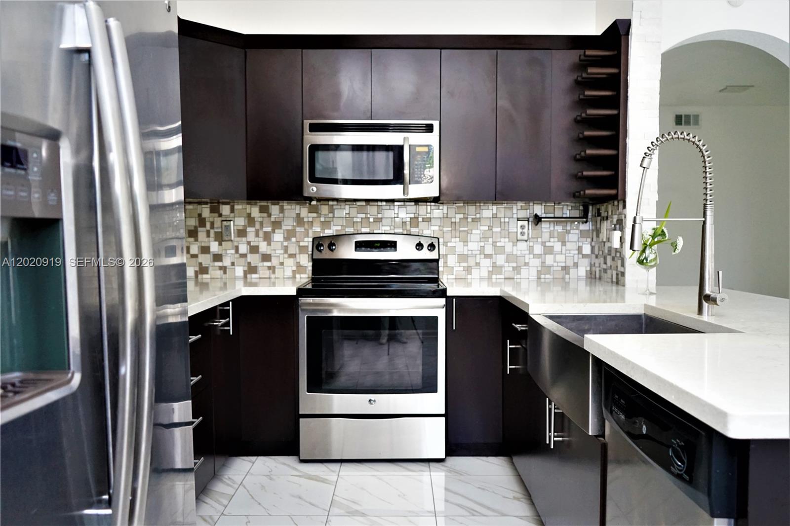 Property photo # 2