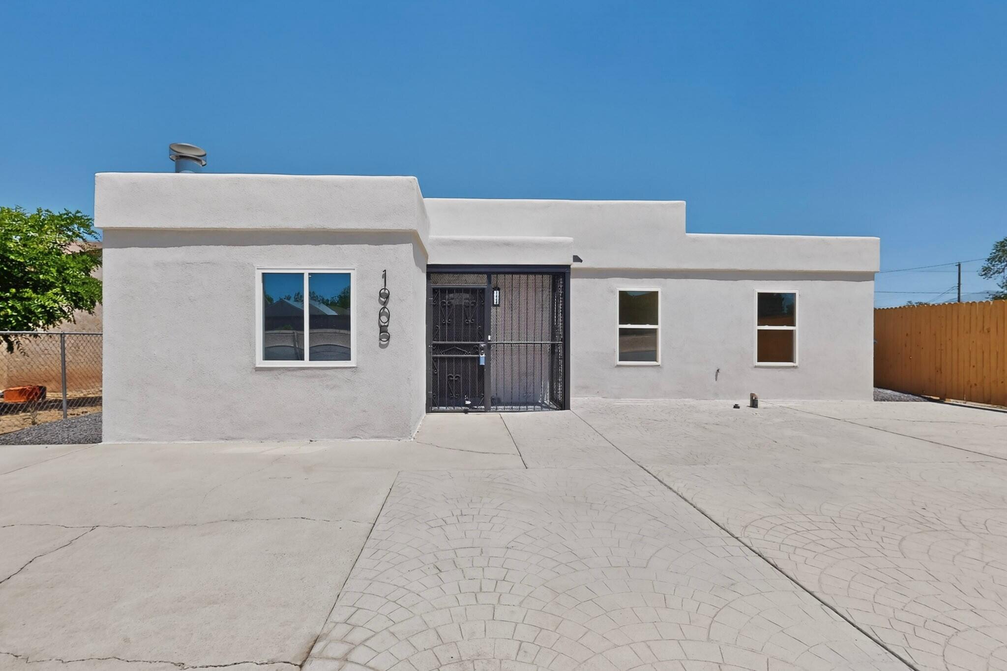Homes for sale in Albuquerque, NM | 1905 Indian School Rd Nw, Albuquerque, NM 87104 | MLS# 1103793