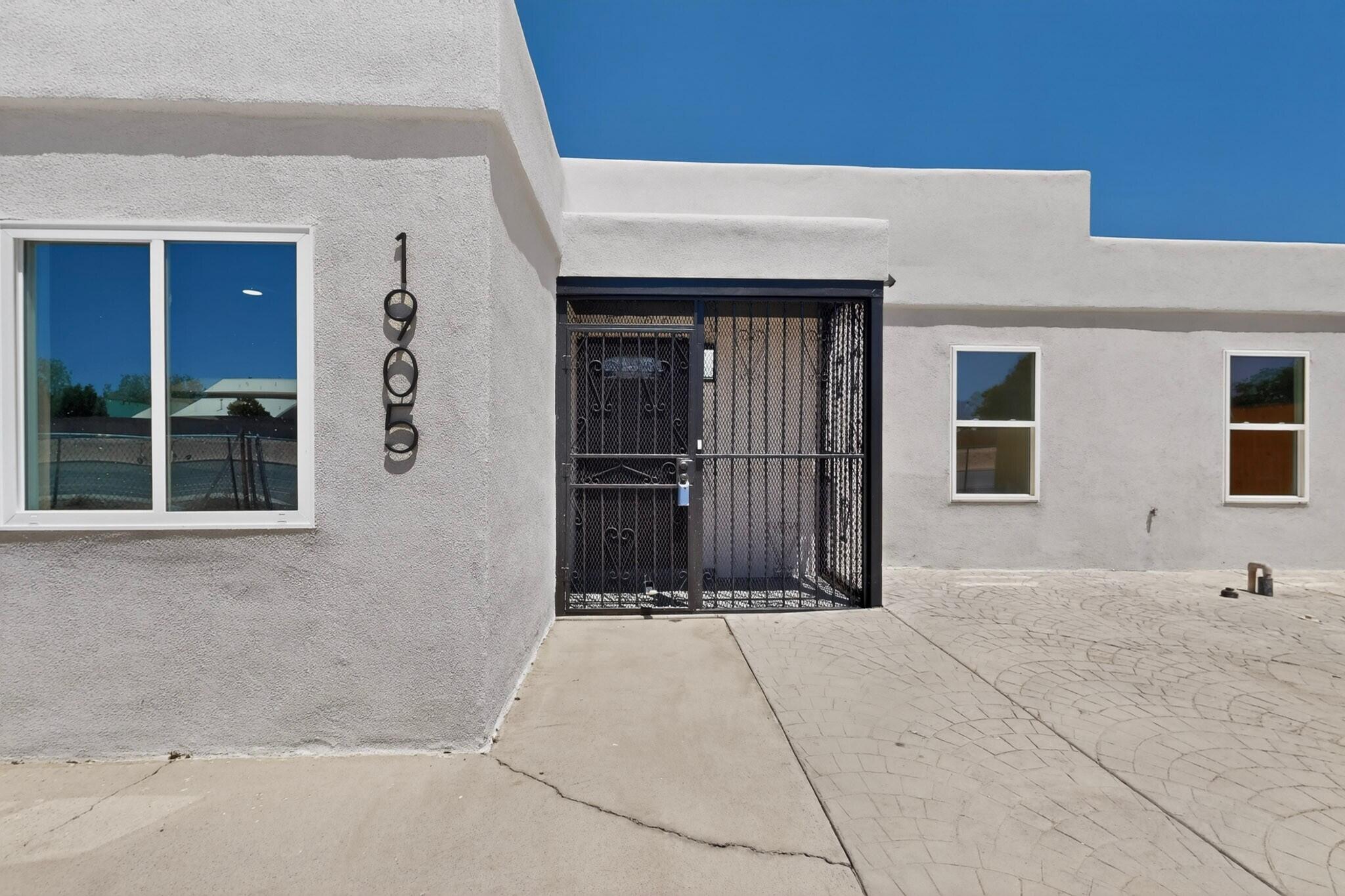 Homes for sale in Albuquerque, NM | 1905 Indian School Rd Nw, Albuquerque, NM 87104 | MLS# 1103793