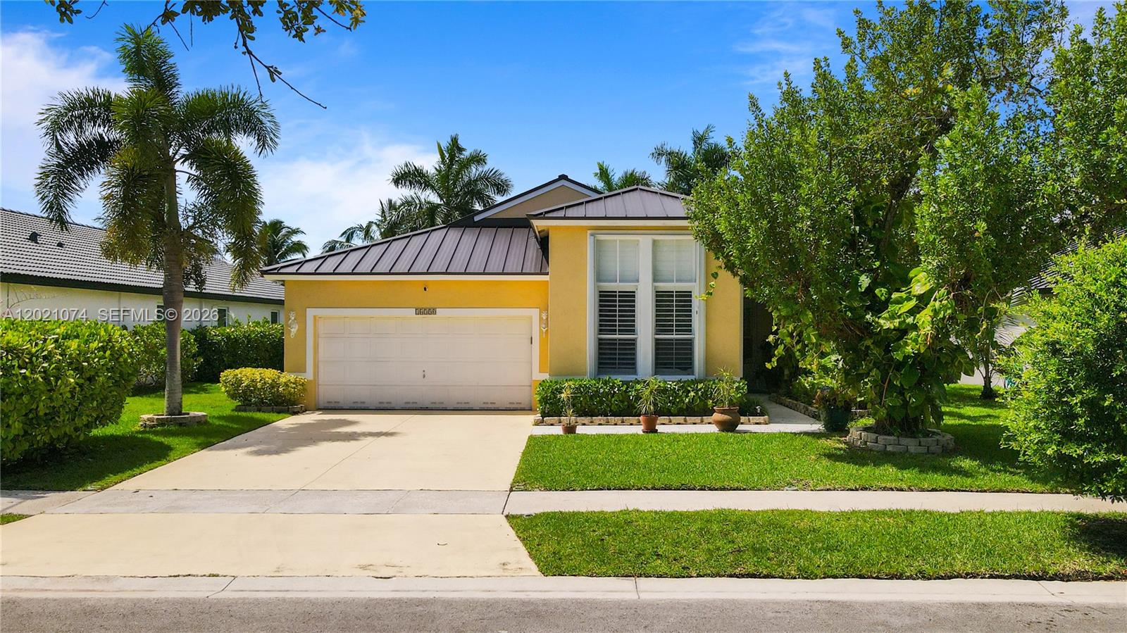 Heftler Homes At Pembroke