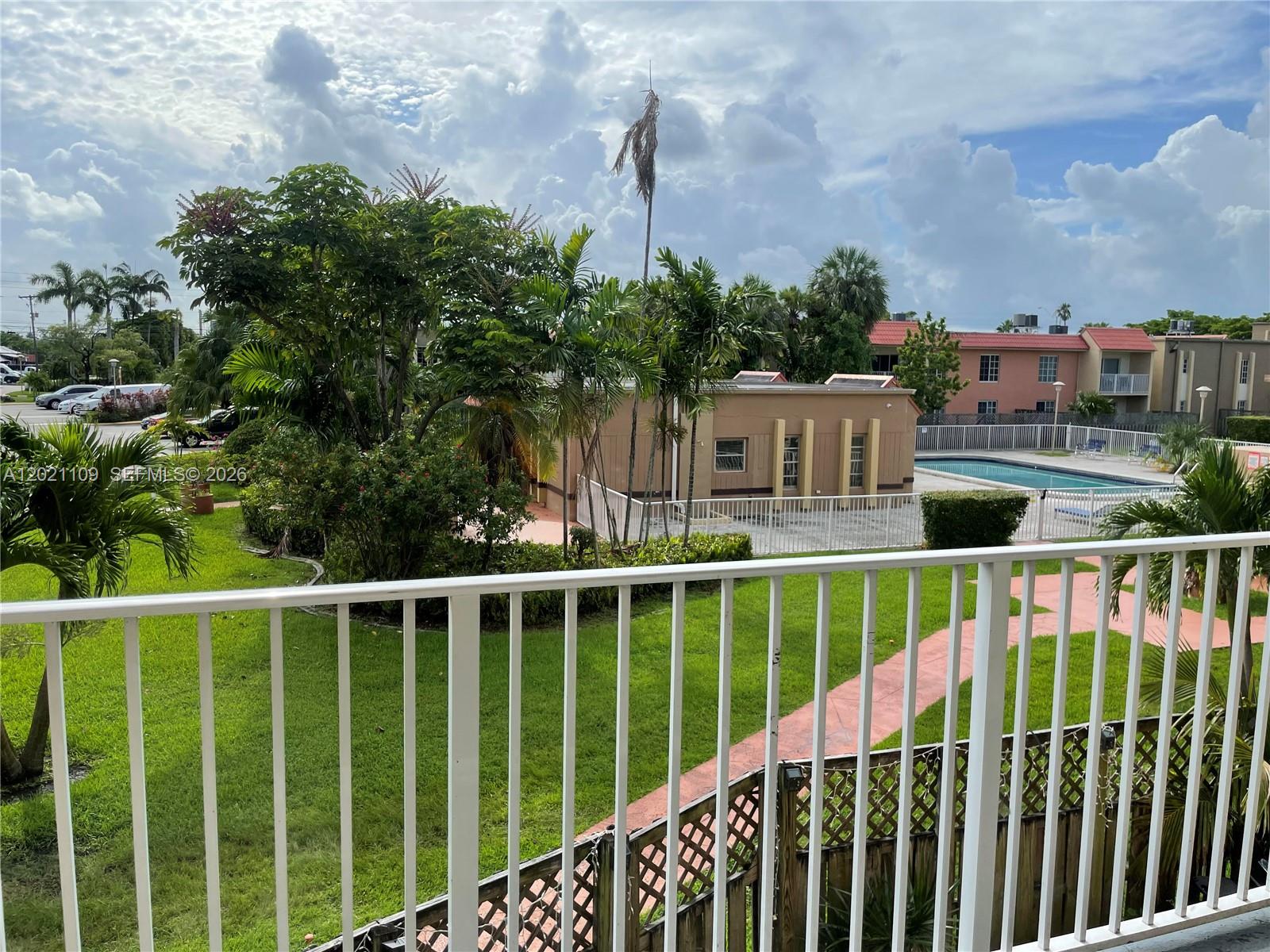 Doral Gardens II Condo